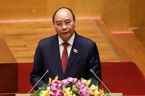 Chủ tịch nước Nguyễn Xuân Phúc: 'Khó khăn không phải là thứ sinh ra để làm chùn bước chân của chúng ta'
