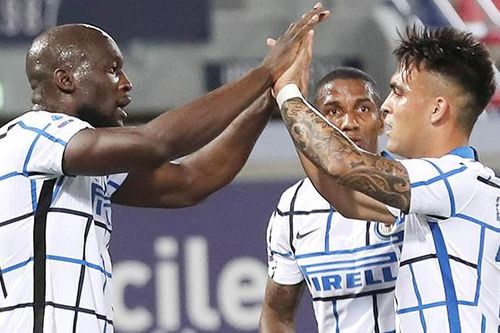 Cuộc đua vô địch Serie A: Inter bay cao, Milan lao đao