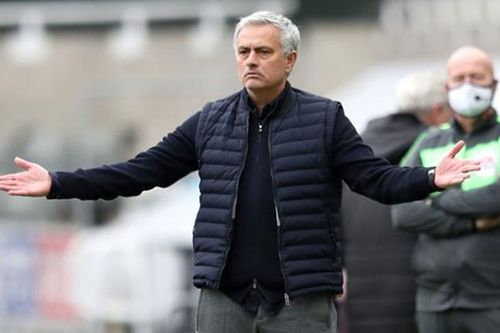 Mourinho đổ lỗi cho học trò sau trận hòa Newcastle