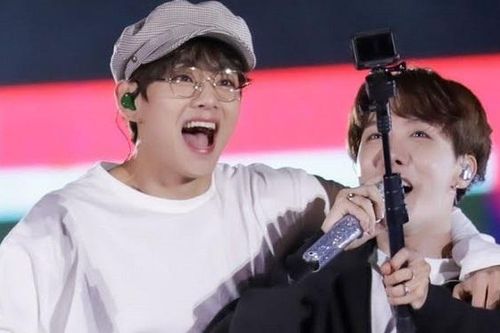 J-Hope BTS ngượng chín mặt khi nghe V khen ngợi
