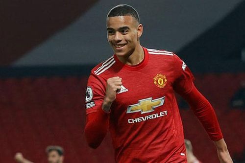 Man United ngược dòng thắng Brighton 2-1