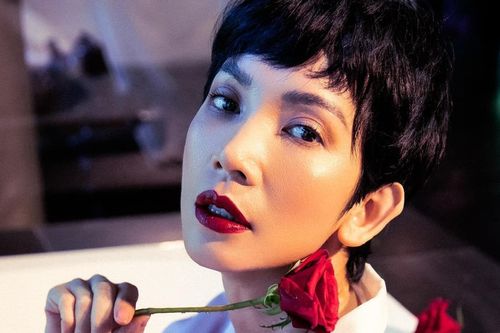 Xuân Lan nói gì về tin đồn chơi ngải máu hoặc cặp kè với chồng của bạn thân?