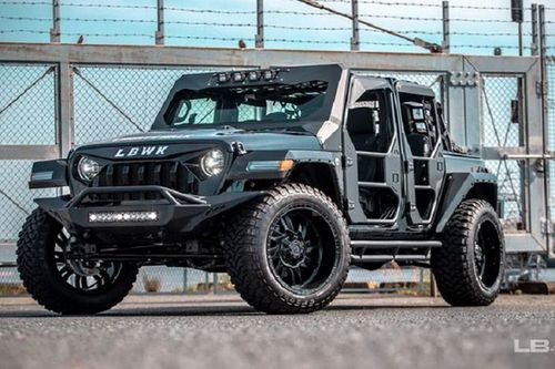 Jeep Wrangler độ 'quái thú dữ tợn' hàng khủng chỉ 84 triệu đồng