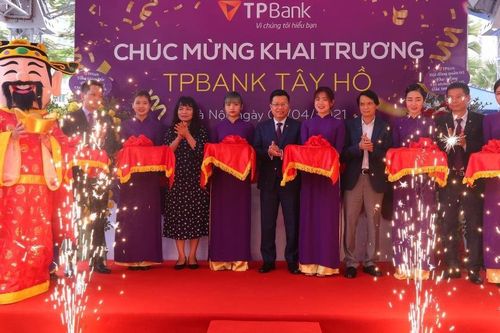 TPBank Tây Hồ chính thức khai trương tại địa điểm mới