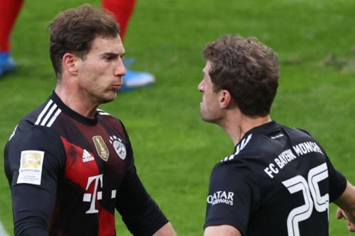 FC Bayern tiến bước dài tới ngôi vương Bundesliga thứ 9 liên tiếp