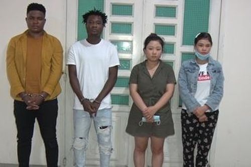 Nhóm trai tây chuyên lừa đảo phụ nữ, chiếm đoạt tiền tỷ