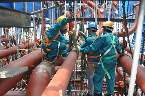 Lilama 45.1: Lợi nhuận giảm mạnh, cổ phiếu vẫn tăng 400%
