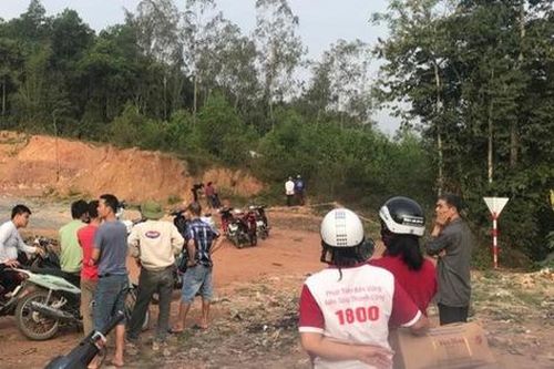 Phát hiện thi thể phân hủy mạnh, không thể nhận dạng trên đồi vắng