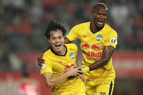 Vòng 7 V-League: Mỗi vòng đấu lại thêm biến động