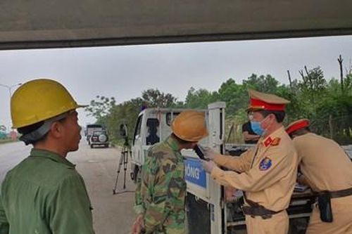 Gần 13.000 tài xế bị xử lý do vi phạm nồng độ cồn và sử dụng chất cấm