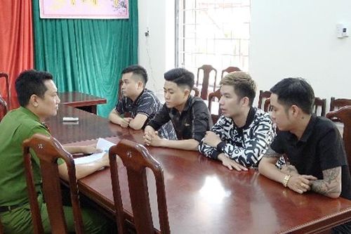 Bắt cóc 'con bạc' để tống tiền