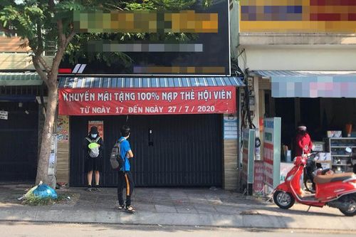 Nhân viên tử vong trong tư thế treo cổ sau khi bị chủ 'nhốt' ở tiệm internet