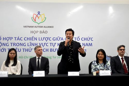 Hợp tác phát triển toàn diện hỗ trợ người tự kỷ