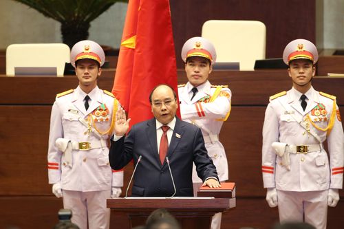 Tân Chủ tịch nước Nguyễn Xuân Phúc: Toàn tâm, toàn ý vì một Việt Nam hùng cường