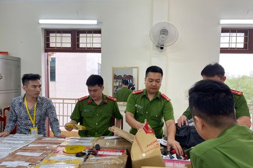 Cận cảnh kho thiết bị phục vụ 'cờ bạc bịp'