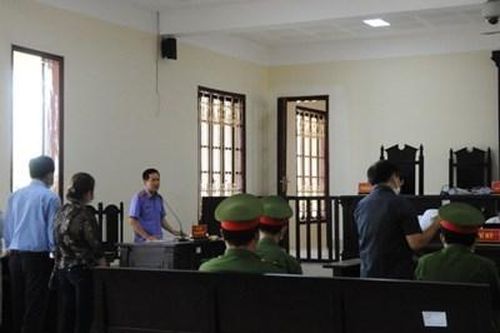 5 Năm tù cho Giám đốc Trung tâm phát triển quỹ đất 'lợi dụng chức vụ, quyền hạn trong thi hành công vụ'