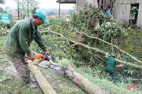 Người dân Cẩm Xuyên hiến 1.550m2 đất, tháo dỡ 1.080m tường rào trong tháng cao điểm xây dựng nông thôn mới