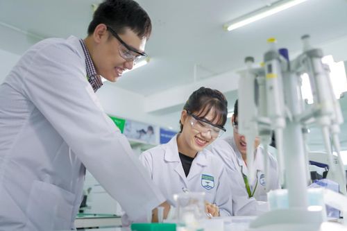2 Đại học tại TP.HCM công bố điểm sàn xét tuyển theo kết quả thi đánh giá năng lực