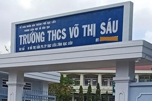 Một nam sinh lớp 7 bất ngờ nhảy từ lầu 2 trường học xuống đất