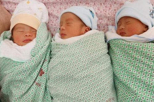 Mẹ Hưng Yên mang tam thai, khóc hết nước mắt khi nhìn ảnh siêu âm 11 tuần