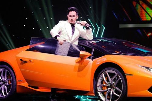 Ca sĩ Nguyên Vũ từng nhận cát-xê 500 triệu: 'Tôi không mượn siêu xe người khác để khoe là của mình'