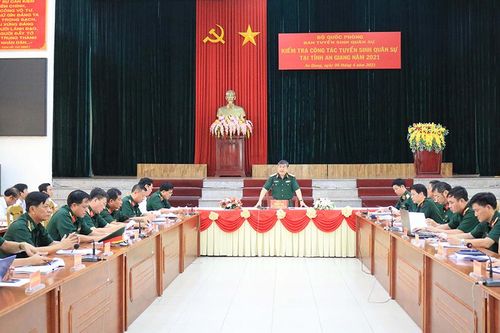 Ban Tuyển sinh Quân sự Bộ Quốc phòng kiểm tra công tác tuyển sinh quân sự tại An Giang