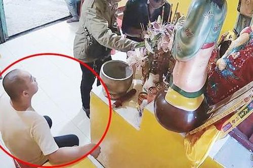 Điều tra dấu hiệu cưỡng đoạt tài sản bằng chiêu hóa giải quẻ xăm xấu
