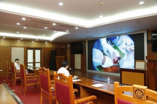 Hội chẩn chỉ đạo trực tuyến mổ cấp cứu thành công bệnh nhân tại đảo Song Tử Tây