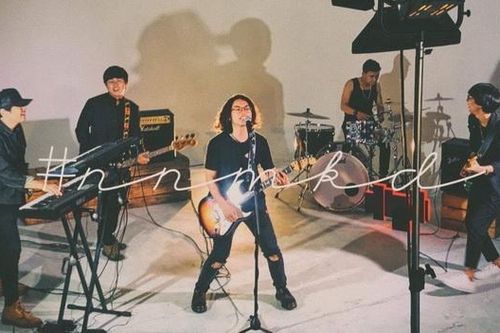 Nhiều nhóm nhạc 'sớm nở, tối tàn'