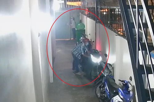 Trộm bẻ khóa xe máy ở TP.HCM
