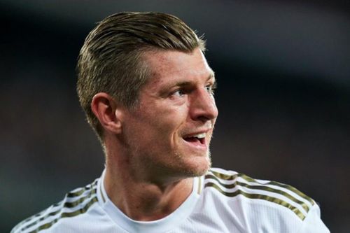 Ngày Kroos nhấn chìm Liverpool