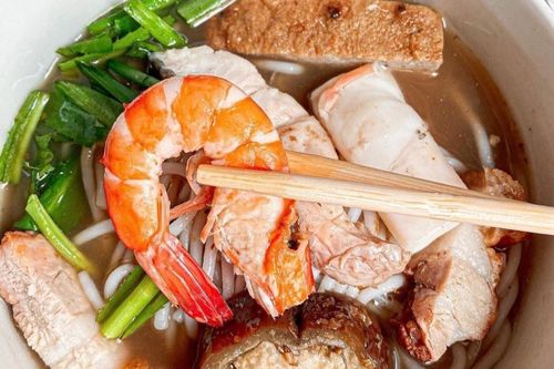 Hải sản đường phố ở TP.HCM