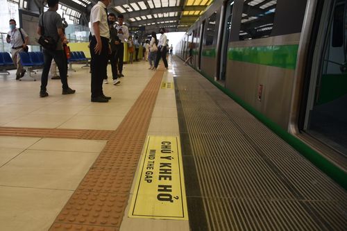 Đề xuất dựng hàng rào tại ga đường sắt Cát Linh - Hà Đông