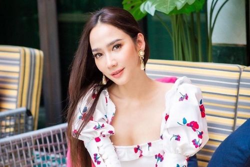 Nhan sắc minh tinh Thái Lan Aum Patcharapa