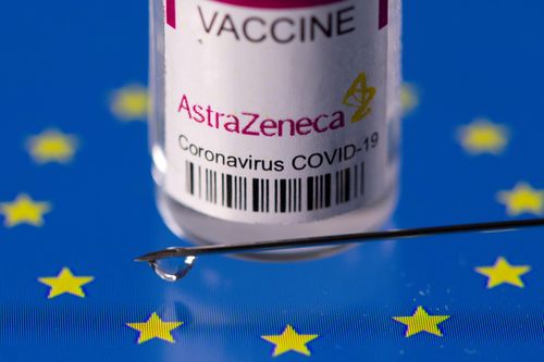 EMA: AstraZeneca có thể có liên hệ với chứng đông máu