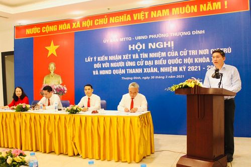 Tổ chức hội nghị cử tri đối với người ứng cử đại biểu Quốc hội thế nào?