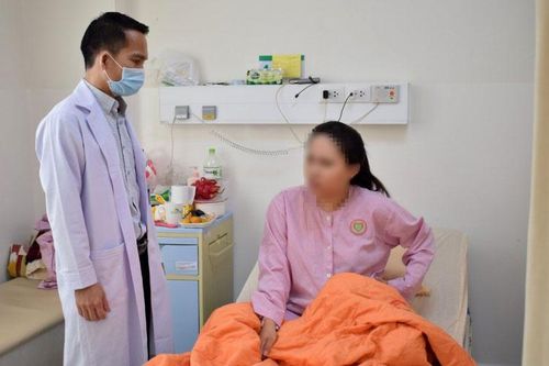 Phẫu thuật thành công một trường hợp có khối u tụy 'khủng'