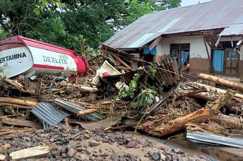 Hơn 150 người thiệt mạng tại Indonesia, Đông Timor do lũ lụt và lở đất