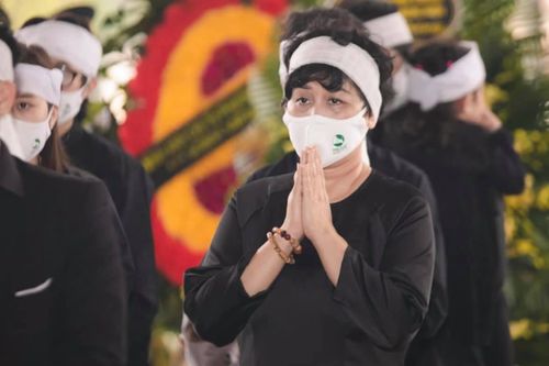 Chưa đầy 1 tháng, NSND Minh Hằng phải trải qua hai nỗi đau lớn nhất kiếp người