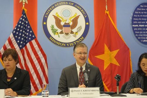 Đại sứ Mỹ Kritenbrink: 'Washington sẽ tiếp tục phản đối Bắc Kinh đe dọa các nước ở Biển Đông'
