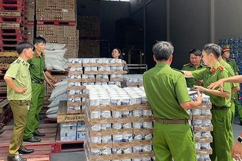 Đồng Nai: Phát hiện 2 kho hàng chứa hàng ngàn sản phẩm nhập lậu