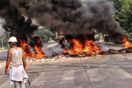 Myanmar: Thêm bảy người biểu tình thiệt mạng, nhà máy Trung Quốc bị phóng hỏa