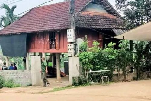 Nghi ngoại tình, ra tay sát hại vợ rồi uống thuốc sâu tự tử