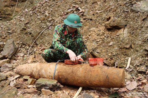 Hủy nổ thành công quả bom nặng 115 kg