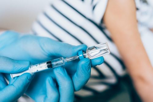 Đại học Oxford tạm dừng thử nghiệm vaccine đối với trẻ em