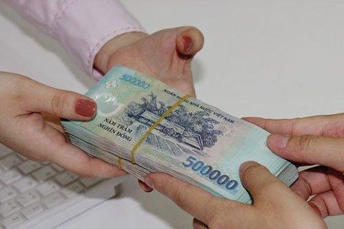 Doanh nghiệp lãi khủng chốt quyền nhận cổ tức bằng tiền mặt