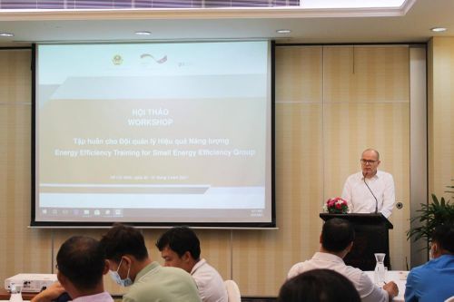 Nâng cao hiệu quả sử dụng năng lượng: Bắt đầu từ con người
