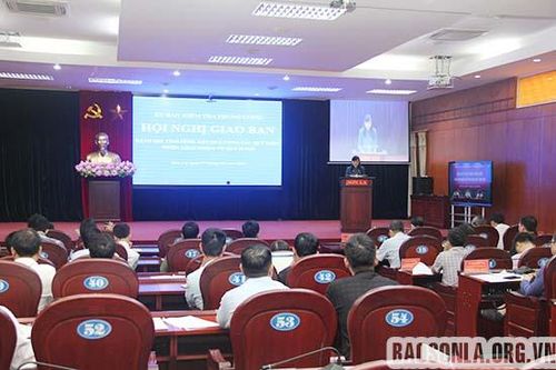 Tiếp tục thể chế hóa, cụ thể hóa các mục tiêu, quan điểm, giải pháp về công tác kiểm tra, giám sát