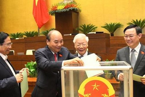 Hôm nay, Thủ tướng trình miễn nhiệm, bổ nhiệm Phó Thủ tướng, Bộ trưởng và các thành viên của Chính phủ
