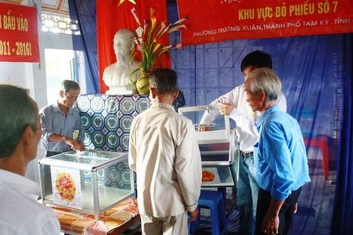 Quảng Nam: Đề nghị bầu cử sớm ở 6 xã biên giới